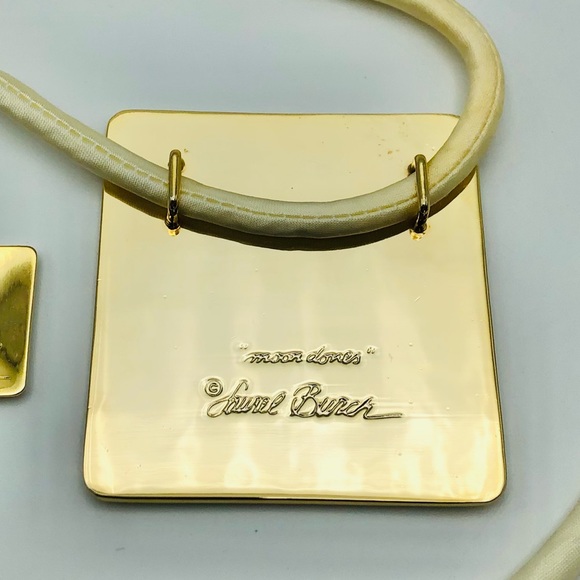 Laurel Burch Moon Doves Necklace and Earrings Set White and Gold - Picture 7 of 9